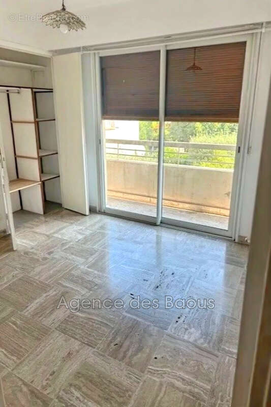 Appartement à VENCE