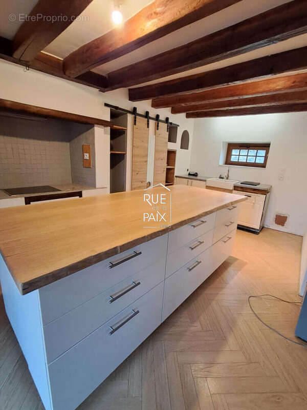 Maison à DANGE-SAINT-ROMAIN