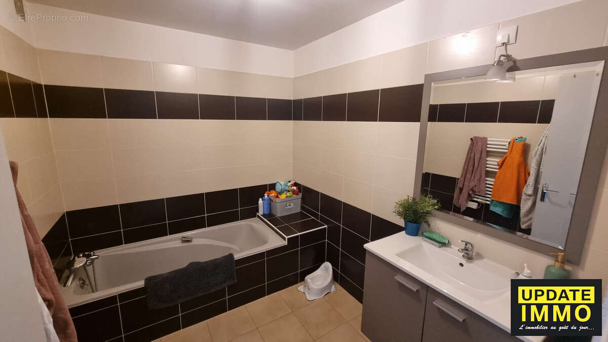 Appartement 225 m² à Neufchateau  - photo 9
