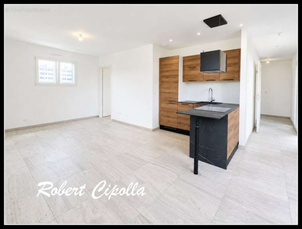 Attique T2 Metz _51,5m²_très grande terrasse de 41m² parking inclus + garage + cuisine équipée - photo 6