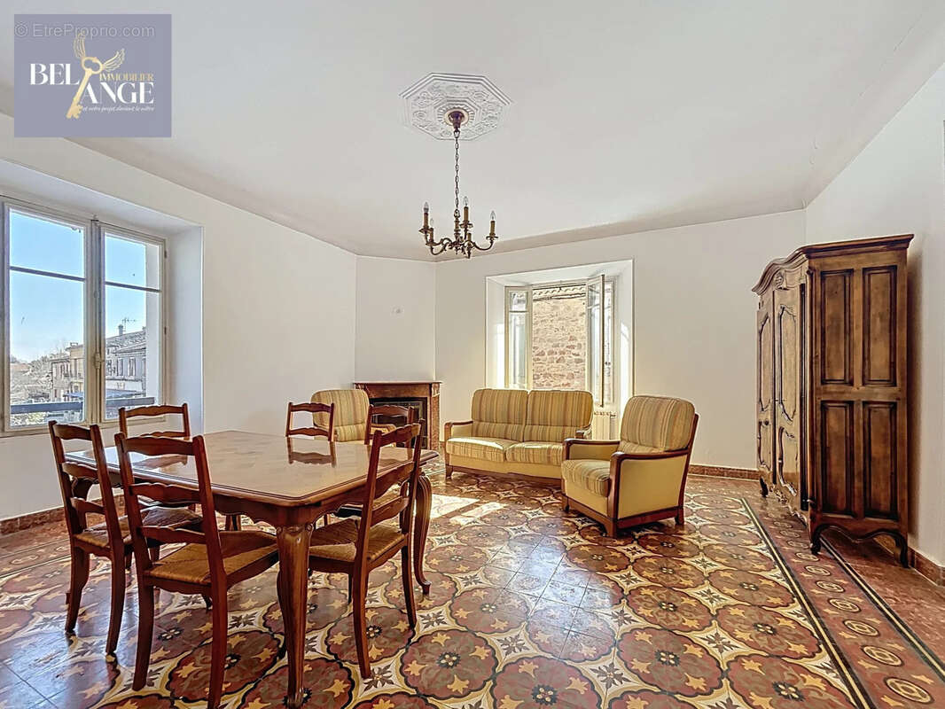 Maison à SAINT-PAUL-LE-JEUNE