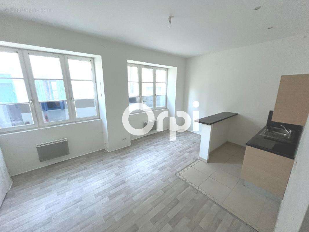 Appartement à TERRASSON-LAVILLEDIEU