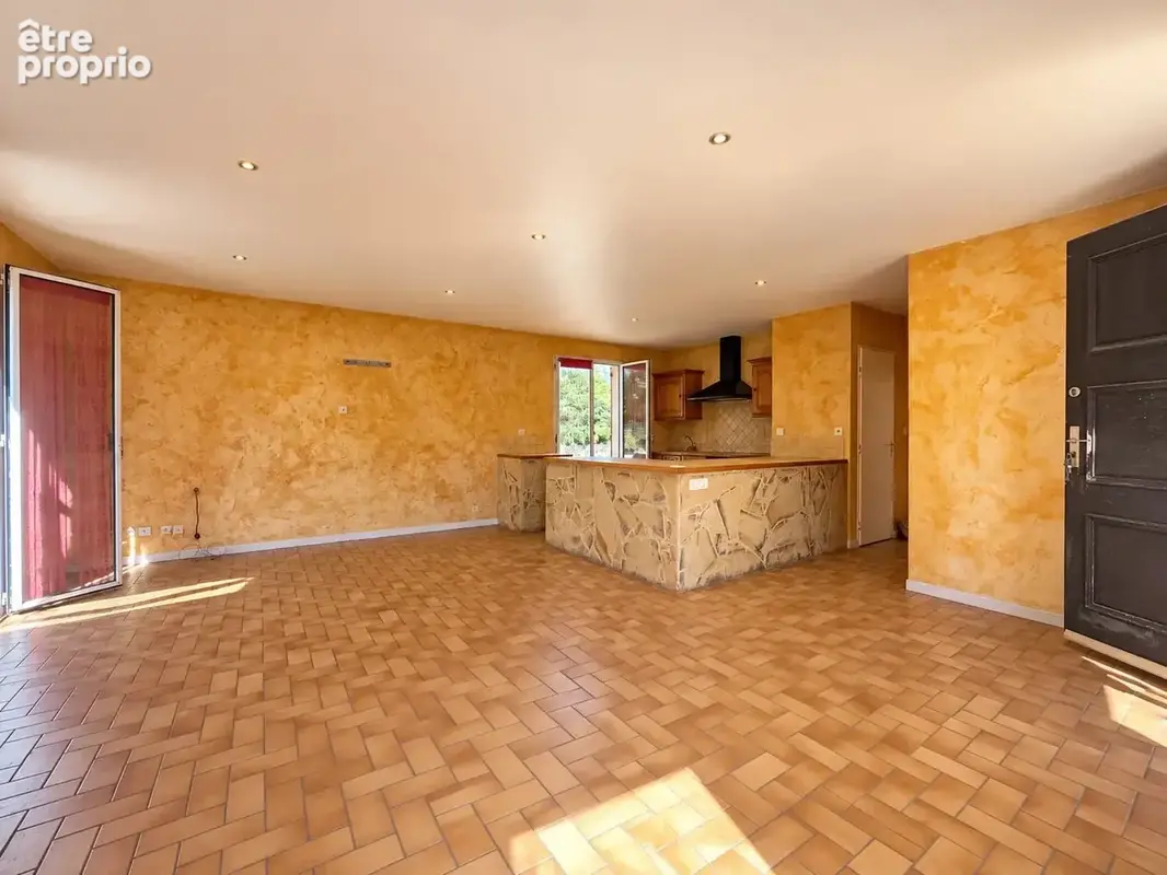 En exclusivité – maison de plain-pied à rénover – régusse - photo 9