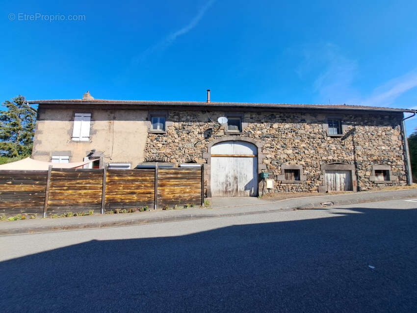 Maison à MANZAT