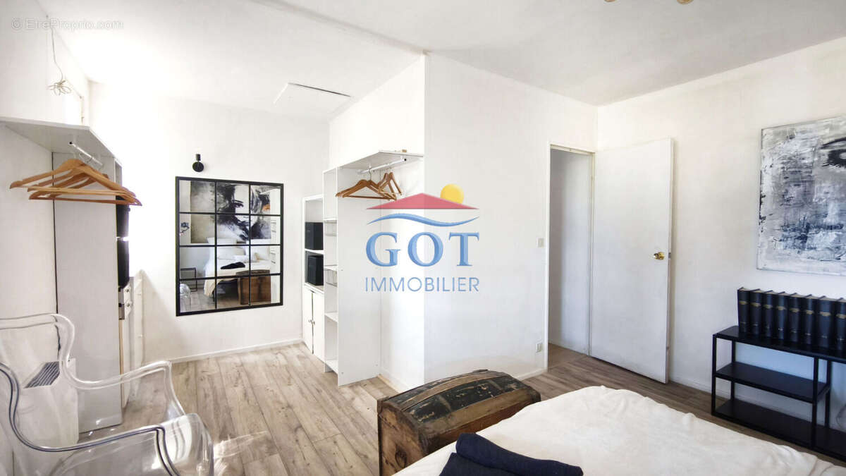 Maison à SAINT-LAURENT-DE-LA-SALANQUE