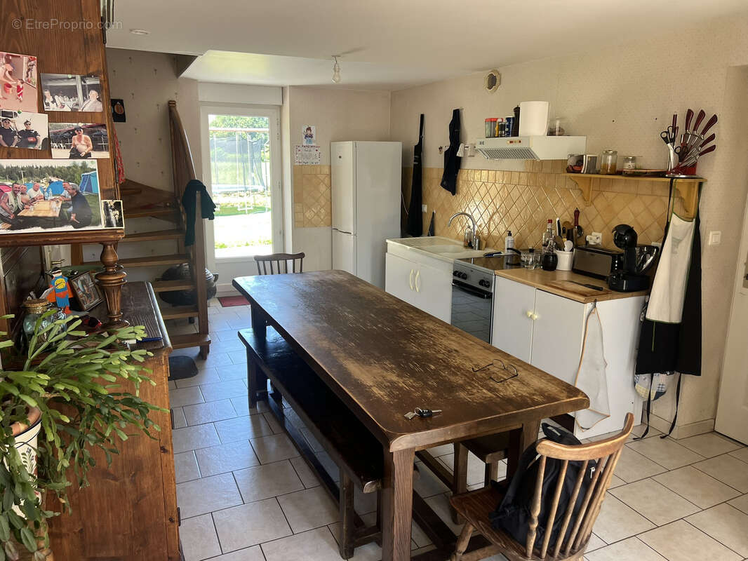 Maison à VENDENESSE-LES-CHAROLLES