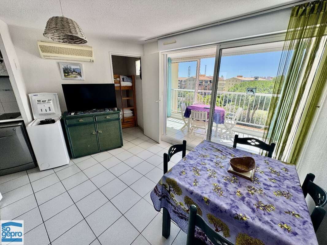 Réf : 2076 - Vente Bel Appartement 2 Pièces Cabine avec Garage secteur Richelieu ! - photo 3