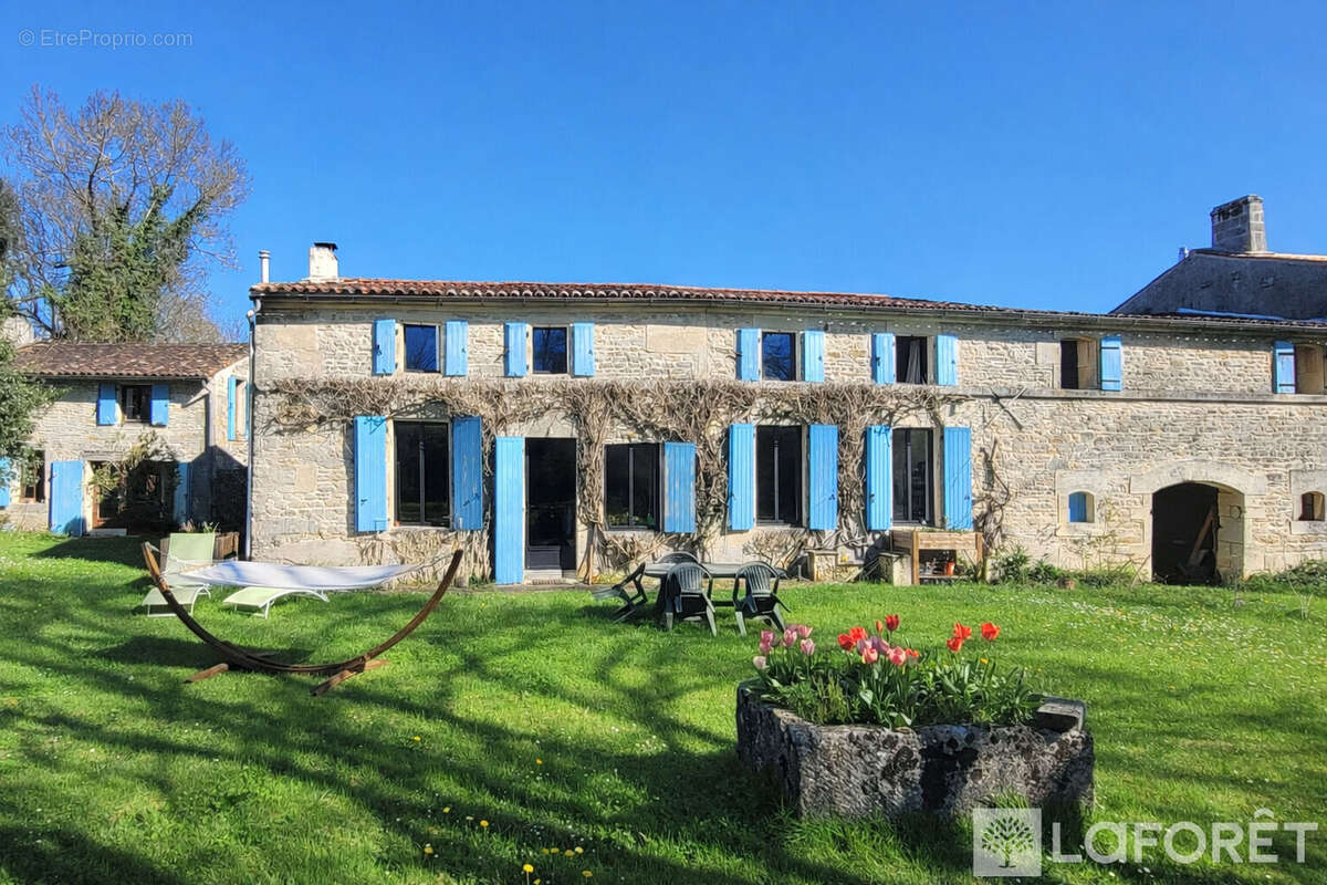 Maison à MIGRON