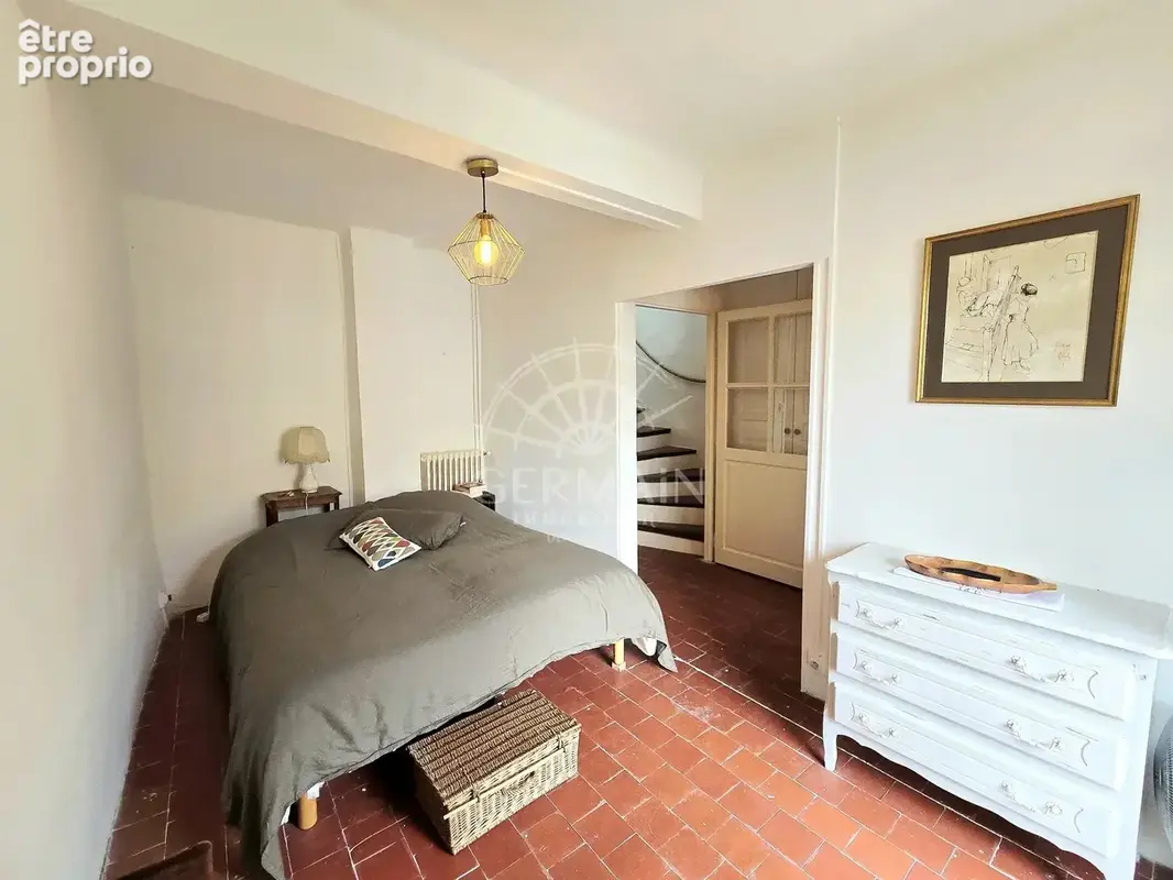Maison de ville avec cave - L'Isle sur la Sorgue - photo 2