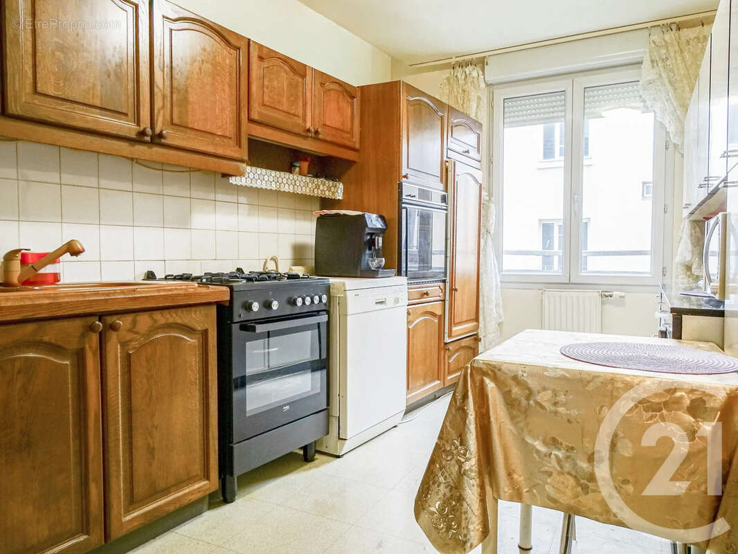 Appartement à LYON-3E
