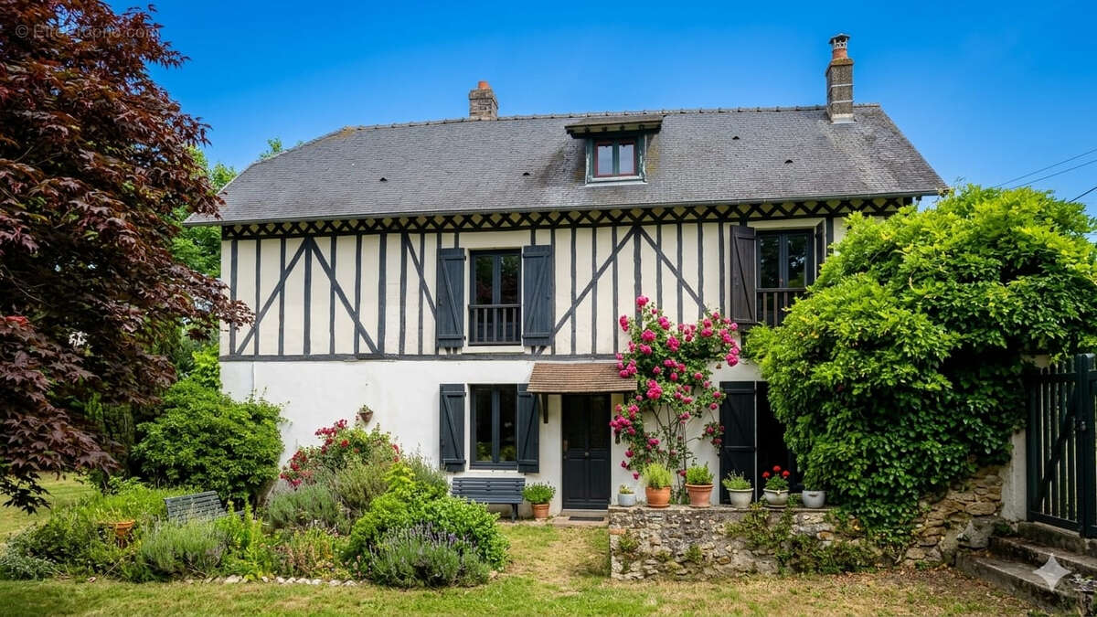 Maison à LUZANCY