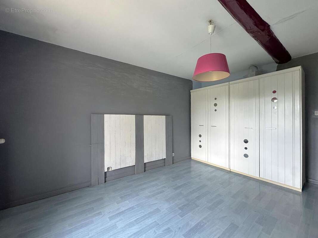   - Maison à SAINT-JACQUES-DE-THOUARS