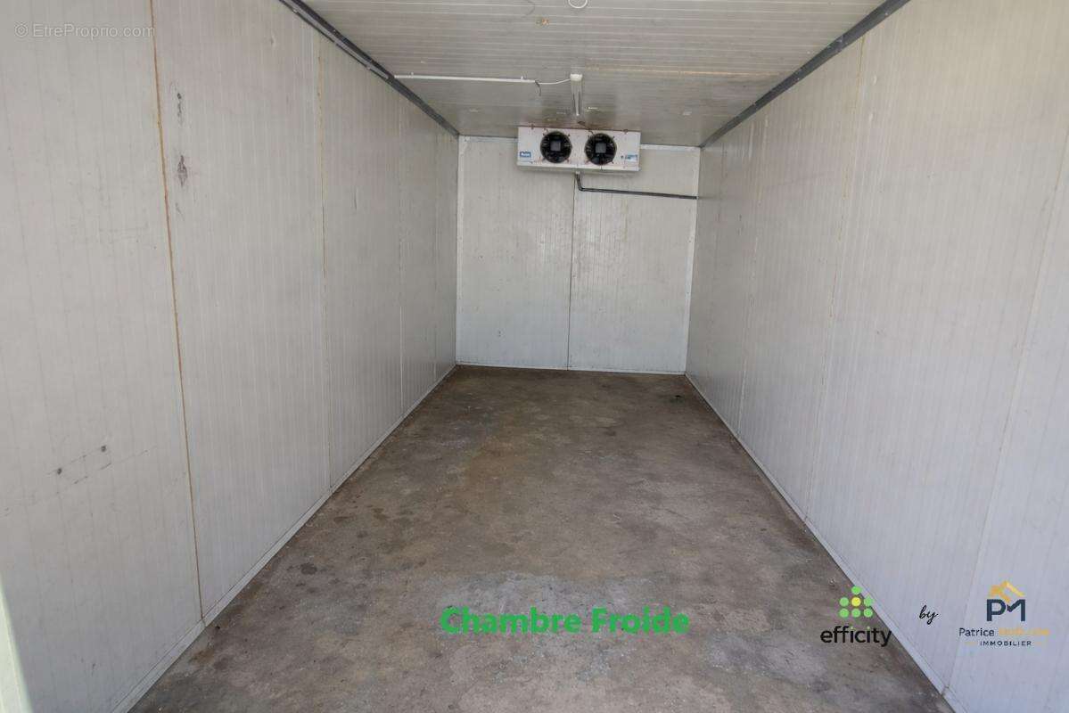 Commerce à SAINT-LOUIS