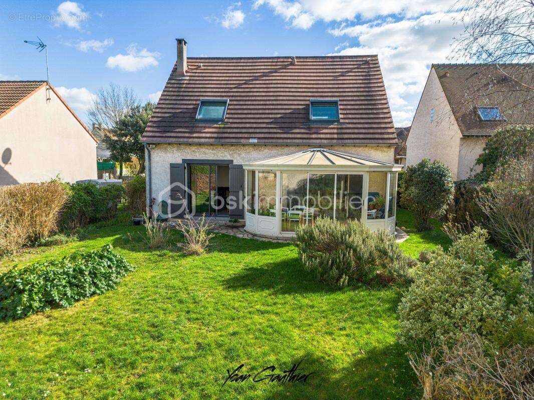 Maison à BALLAINVILLIERS