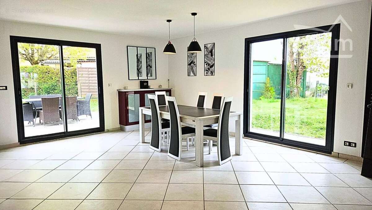 Maison à SAINT-ANDRE-DE-CUBZAC