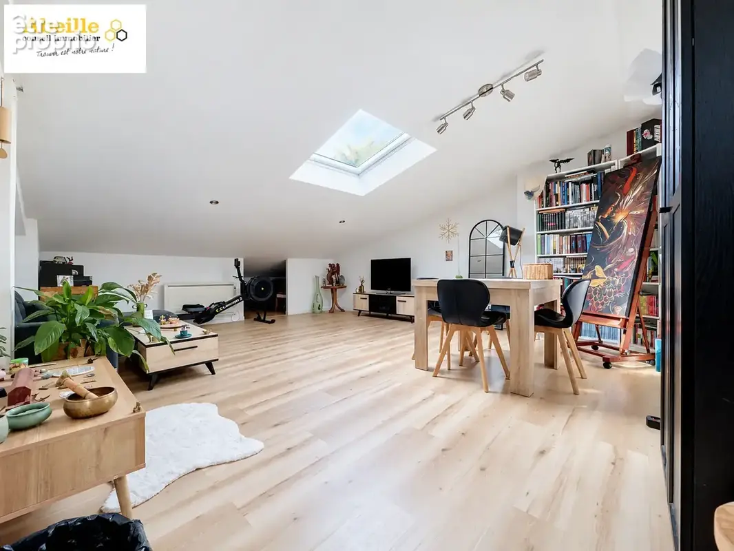 Maison sur la commune de breuillet, 5 pieces, 3 chambres, petit extérieur - photo 5