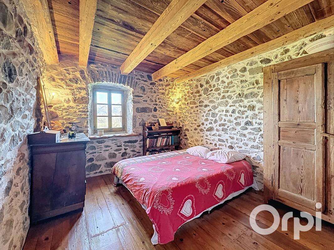 Arenthon-Propriété de caractère avec vue Mont-Blanc, espace équestre et potentiel exceptionnel - photo 17