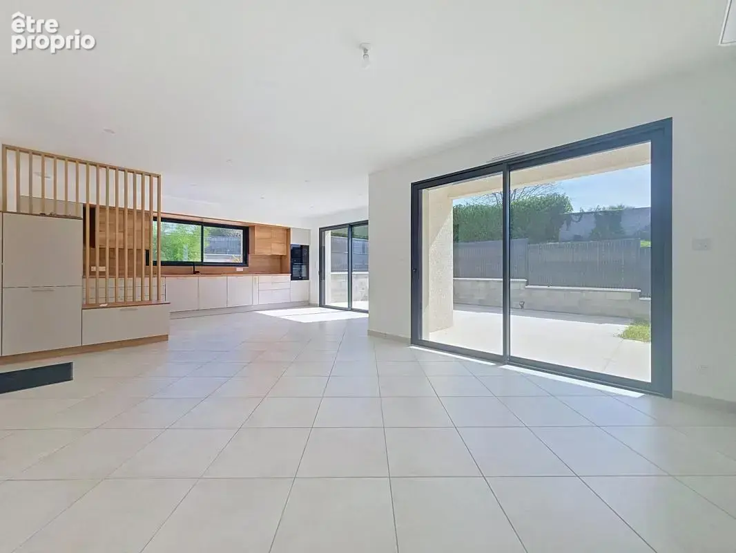 Maison - Plain-pied - 2 Chambres - Buanderie - Garage - Terrasse - photo 9