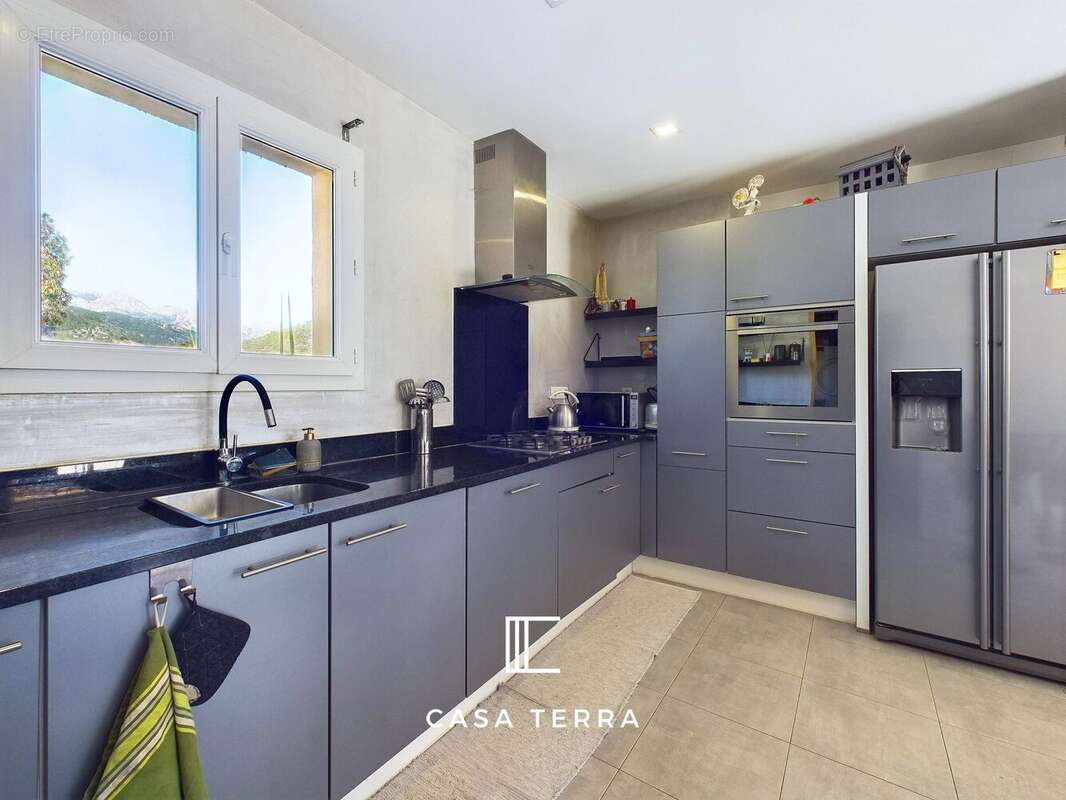 Maison à PORTO-VECCHIO