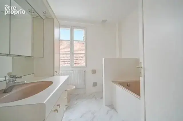 Exclusivité : Grand Duplex en plein centre de Rueil Malmaison - photo 6
