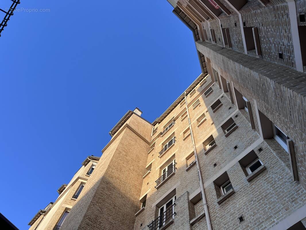 Appartement à ASNIERES-SUR-SEINE