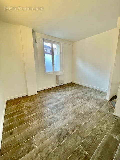 Appartement à MAISONS-ALFORT