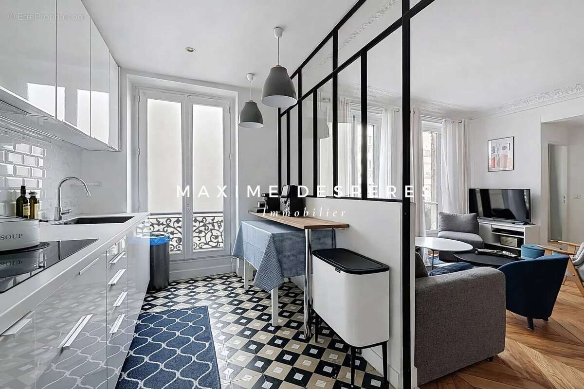 Appartement à NEUILLY-SUR-SEINE