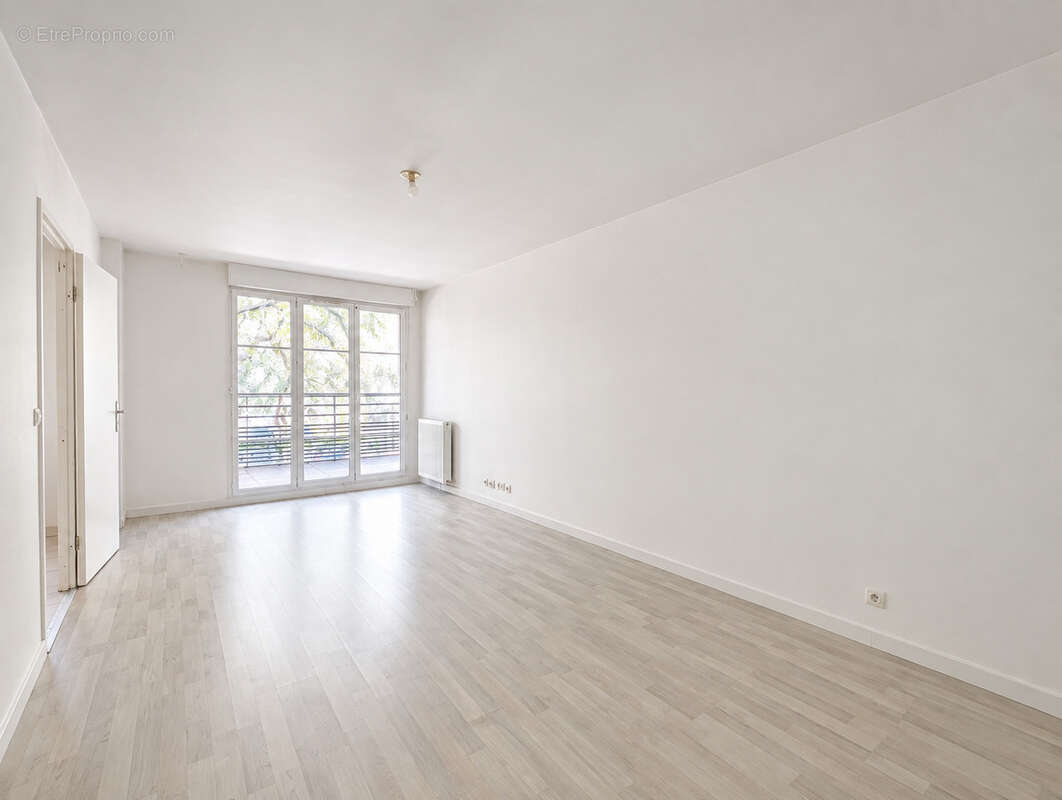 3 pièces avec terrasse et 3 parkings   Saint-Pierre-du-Perray - photo 3
