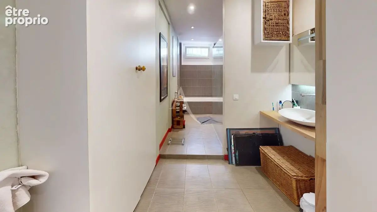 EXCLUSIF Appartement avec terrasse de 44m2!! - photo 10