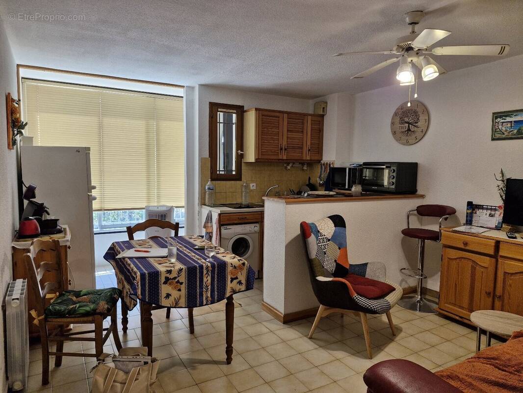 Appartement à LAMALOU-LES-BAINS