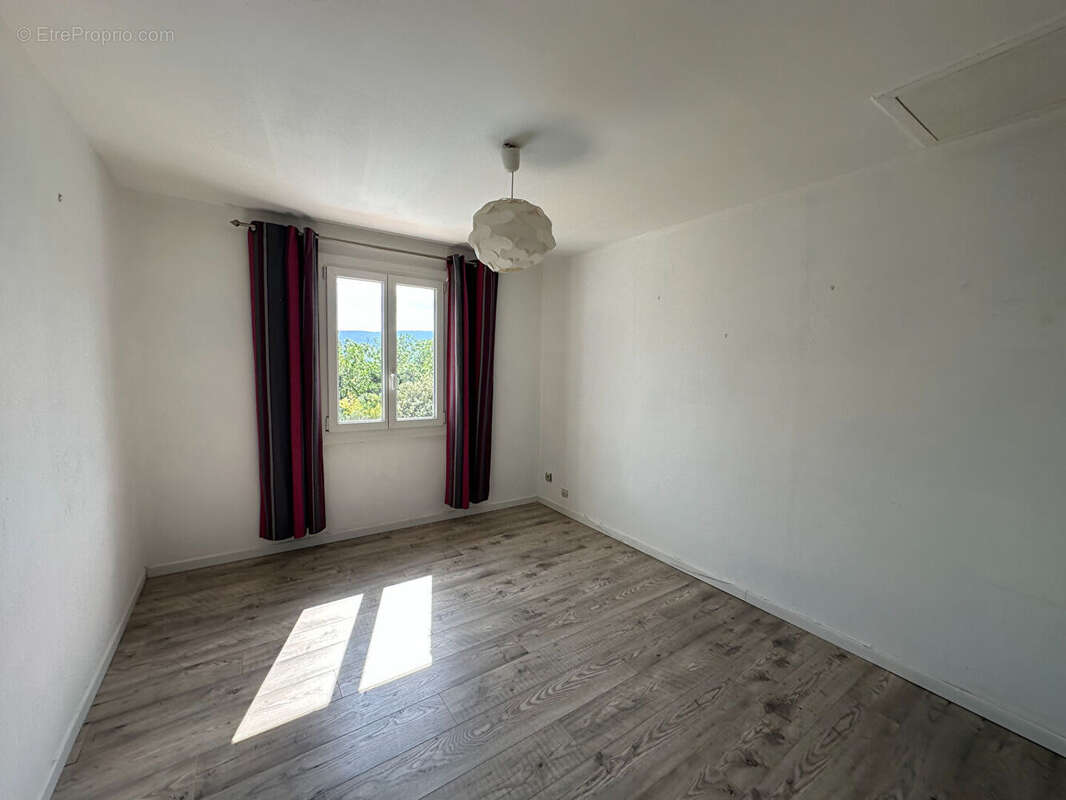 Maison 160m² à saint-maximin-la-sainte-baume - photo 8