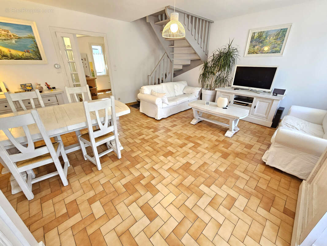 Maison à HYERES