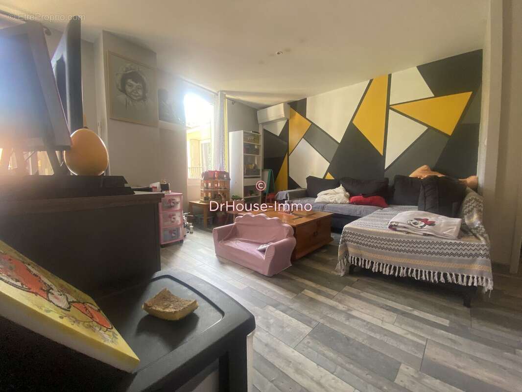 Maison à MONTMEYRAN