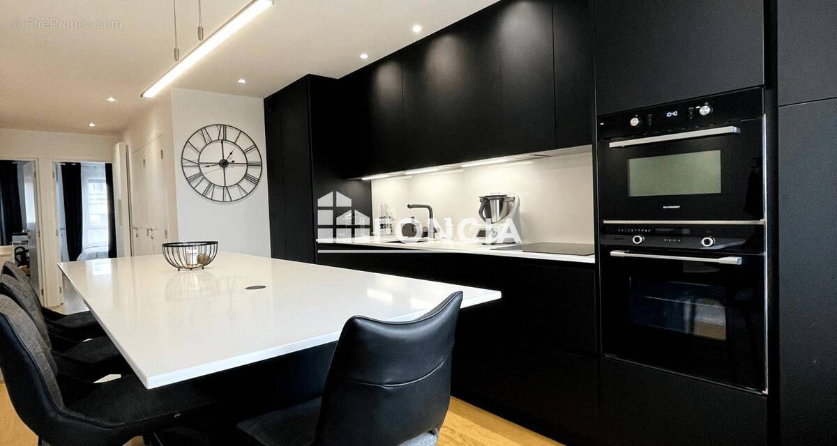 Appartement à TASSIN-LA-DEMI-LUNE