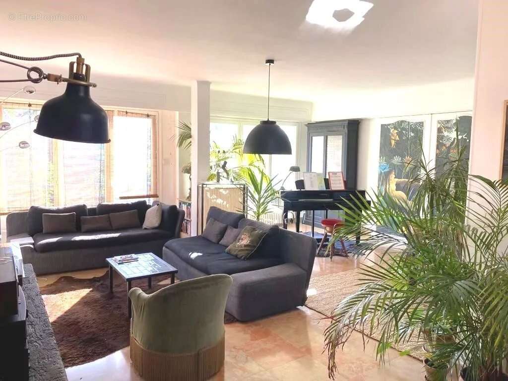 4 Pièces de charme Quartier des Fleurs - photo 2