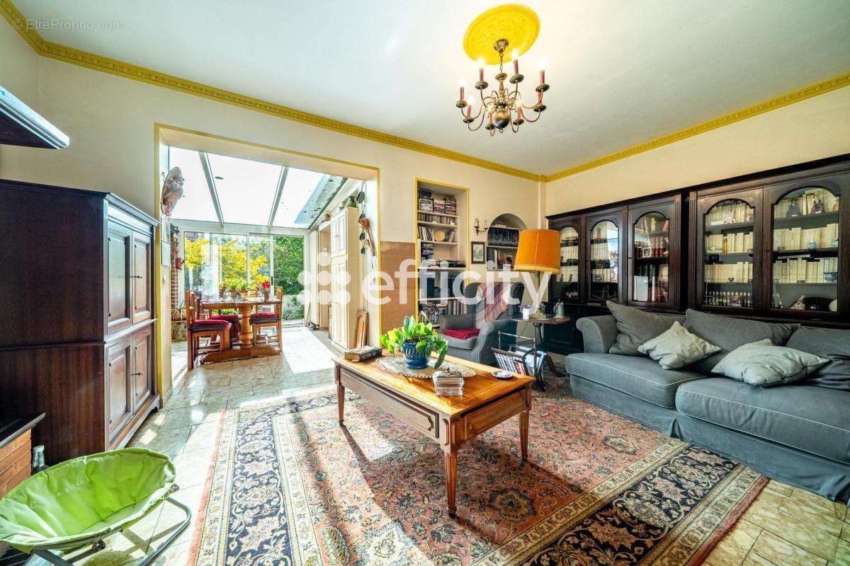 Maison à MARCQ-EN-BAROEUL