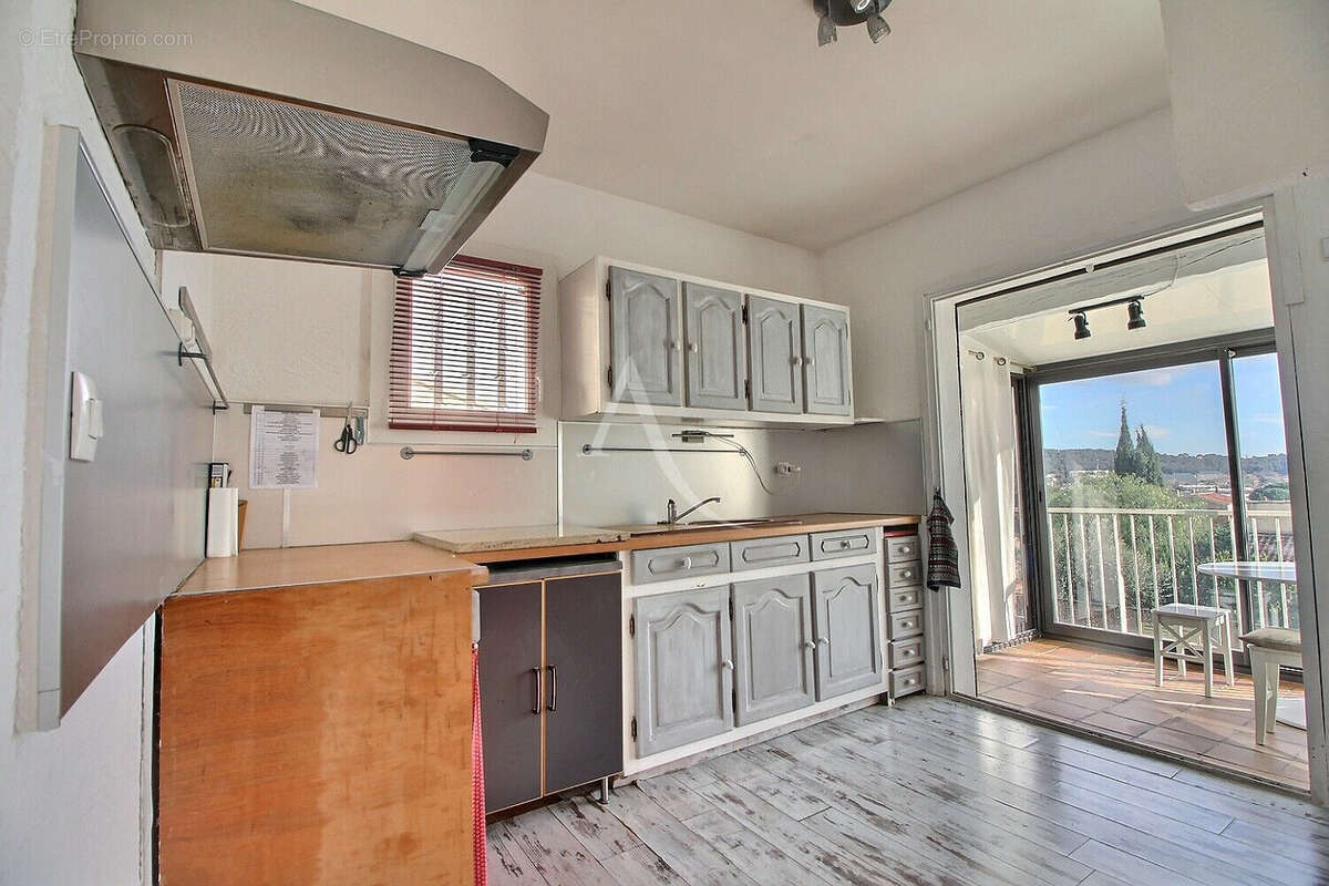 Maison à LA VALETTE-DU-VAR