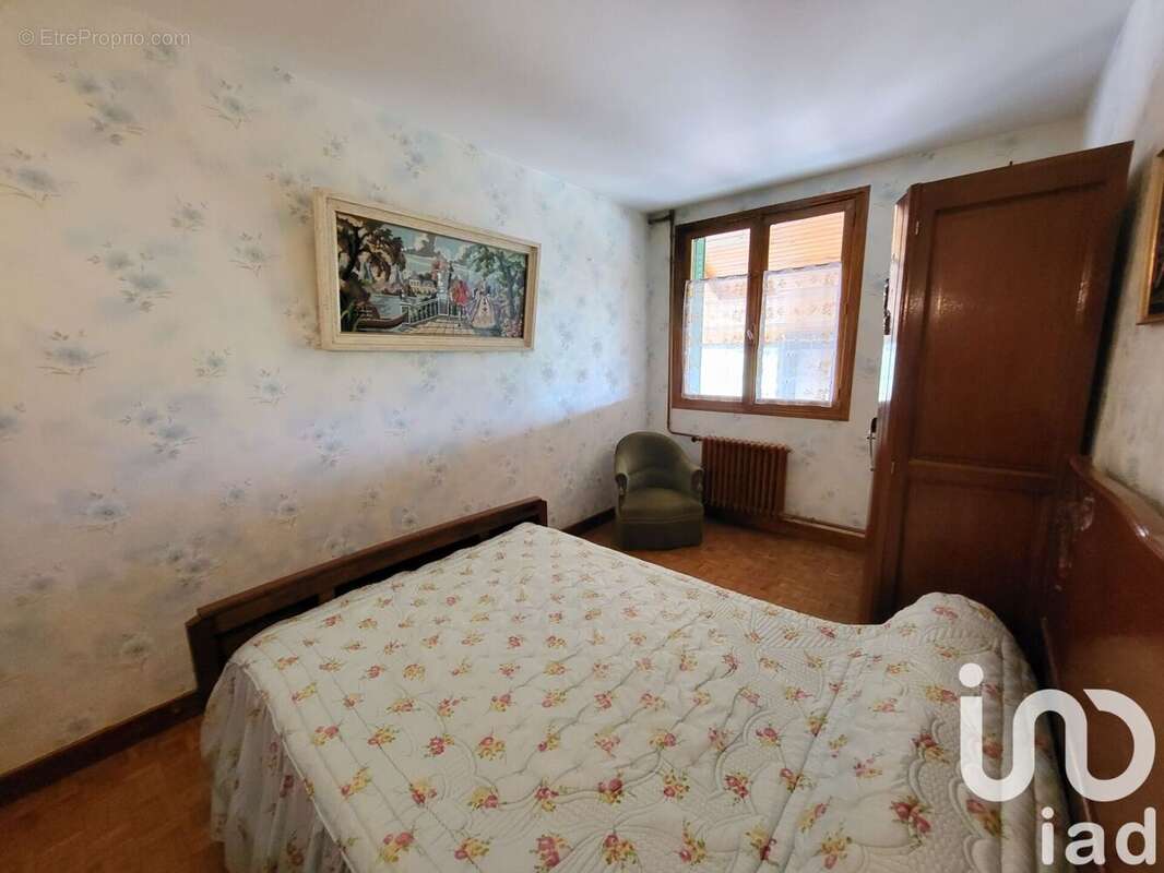 Photo 7 - Maison à SAINT-GEORGES-DE-POISIEUX