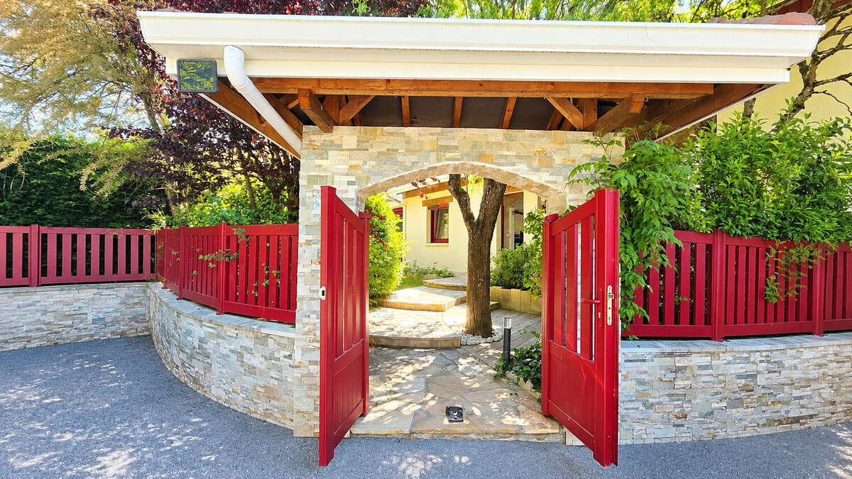 Maison à BONS-EN-CHABLAIS