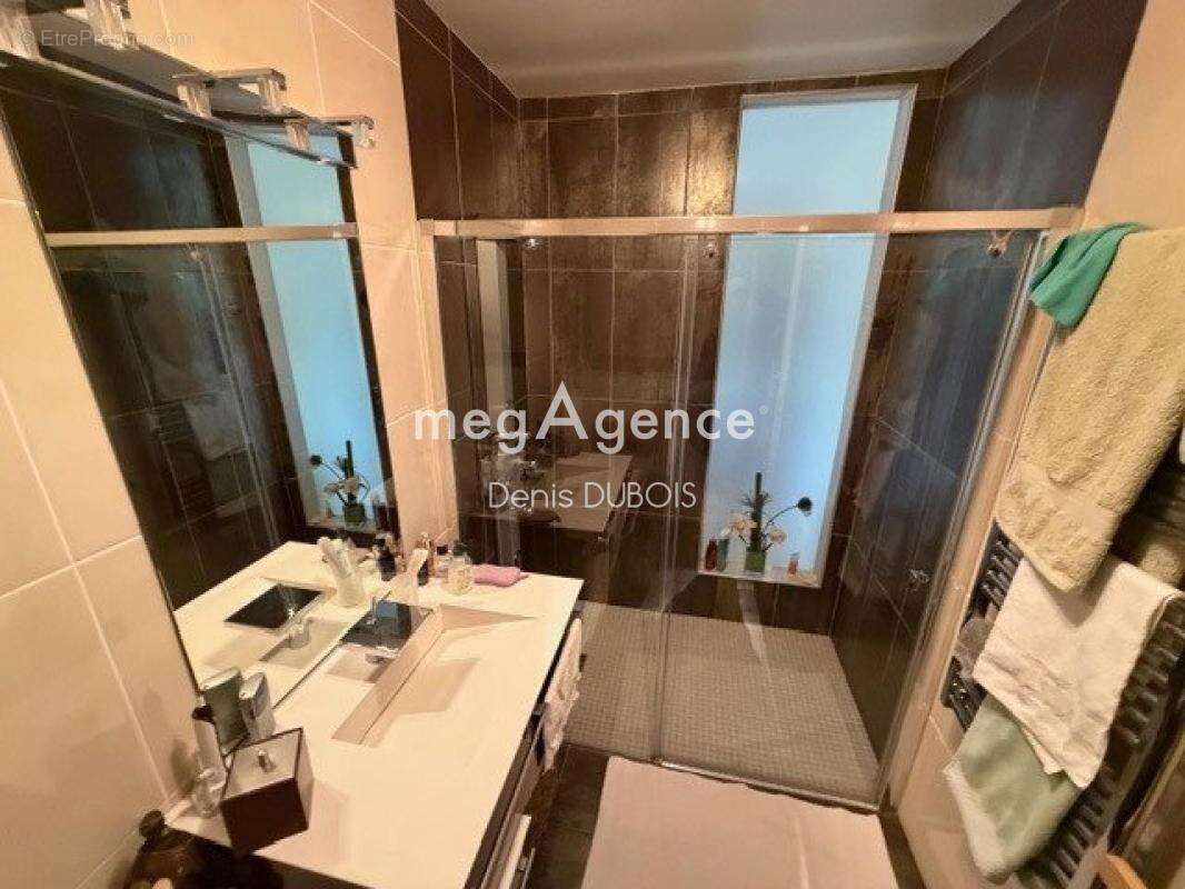 Maison à CONDE-SUR-SARTHE