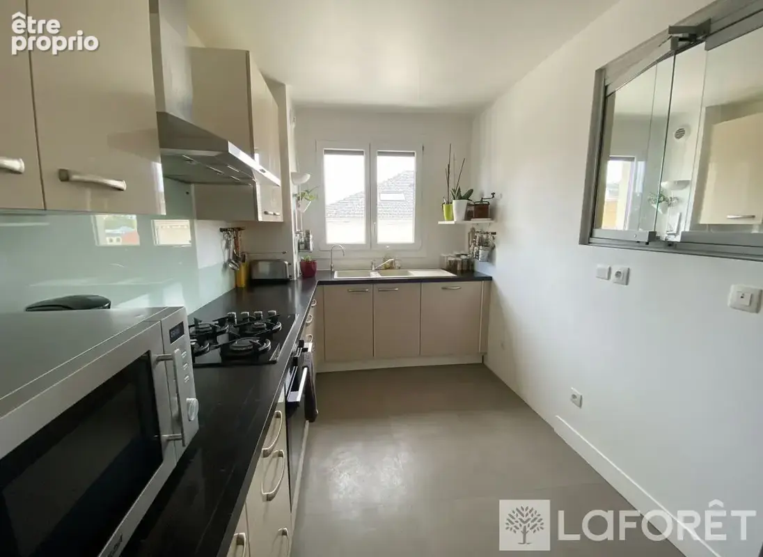 À vendre, Reims secteur Courlancy, Appartement T4, Cave et box - photo 4