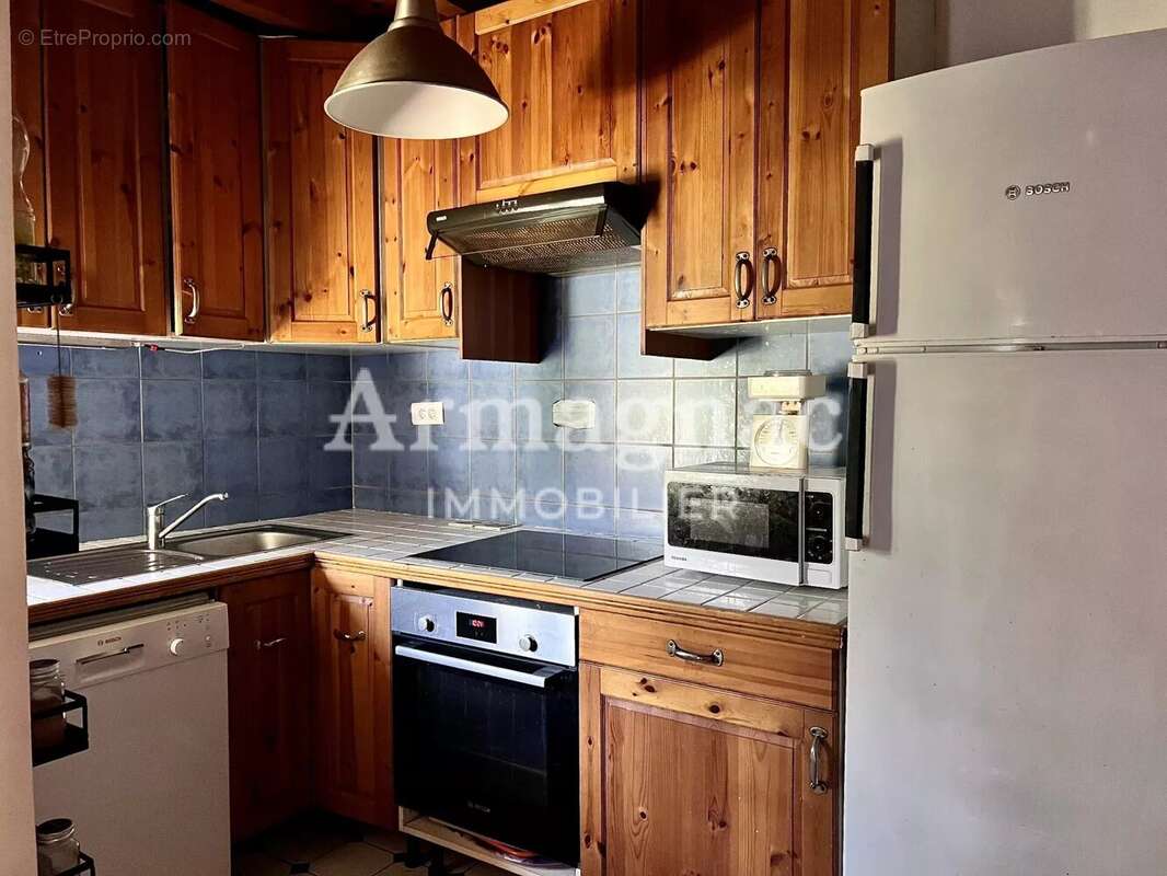 Maison à VIC-FEZENSAC