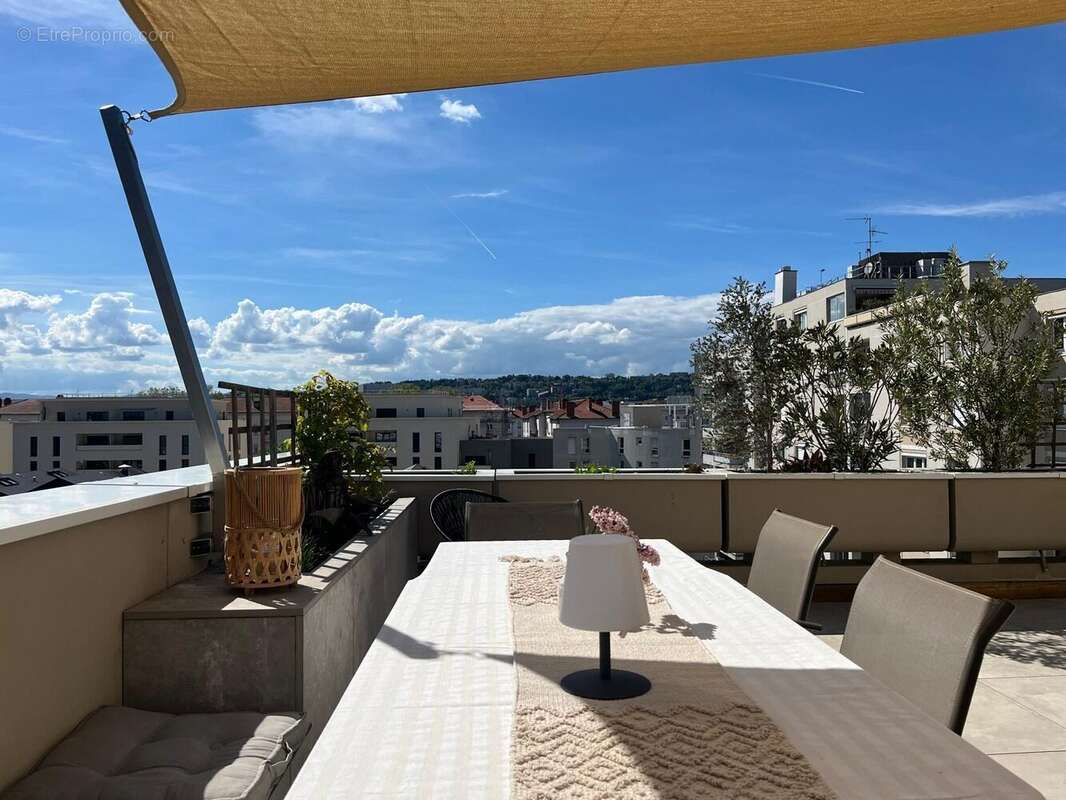 Appartement à LYON-7E