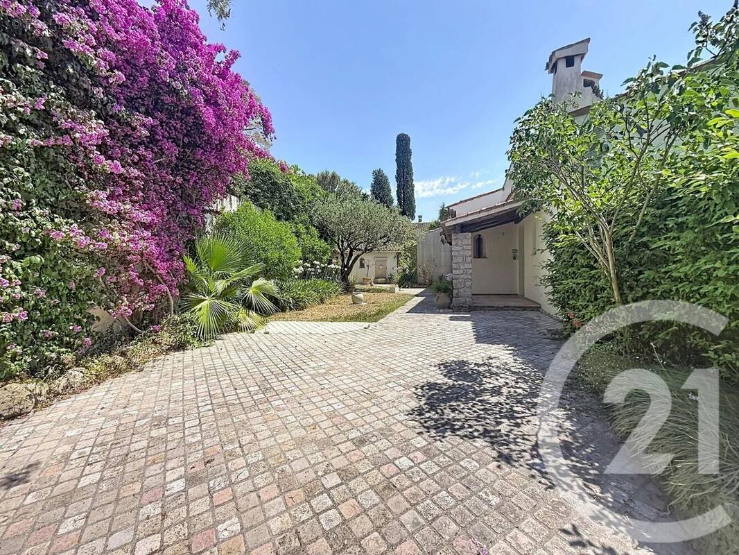 Maison à MOUGINS