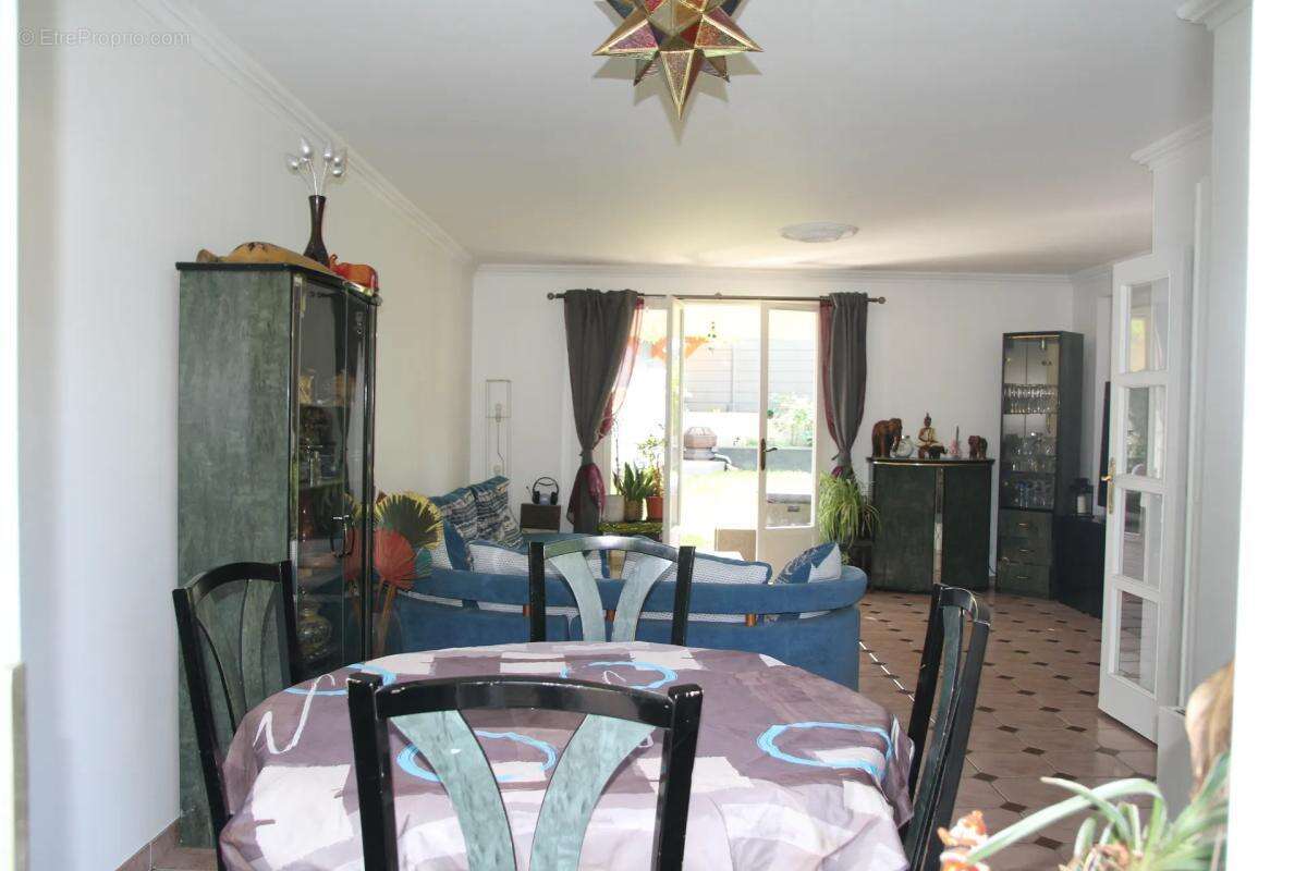 Maison à SAINT-FARGEAU-PONTHIERRY