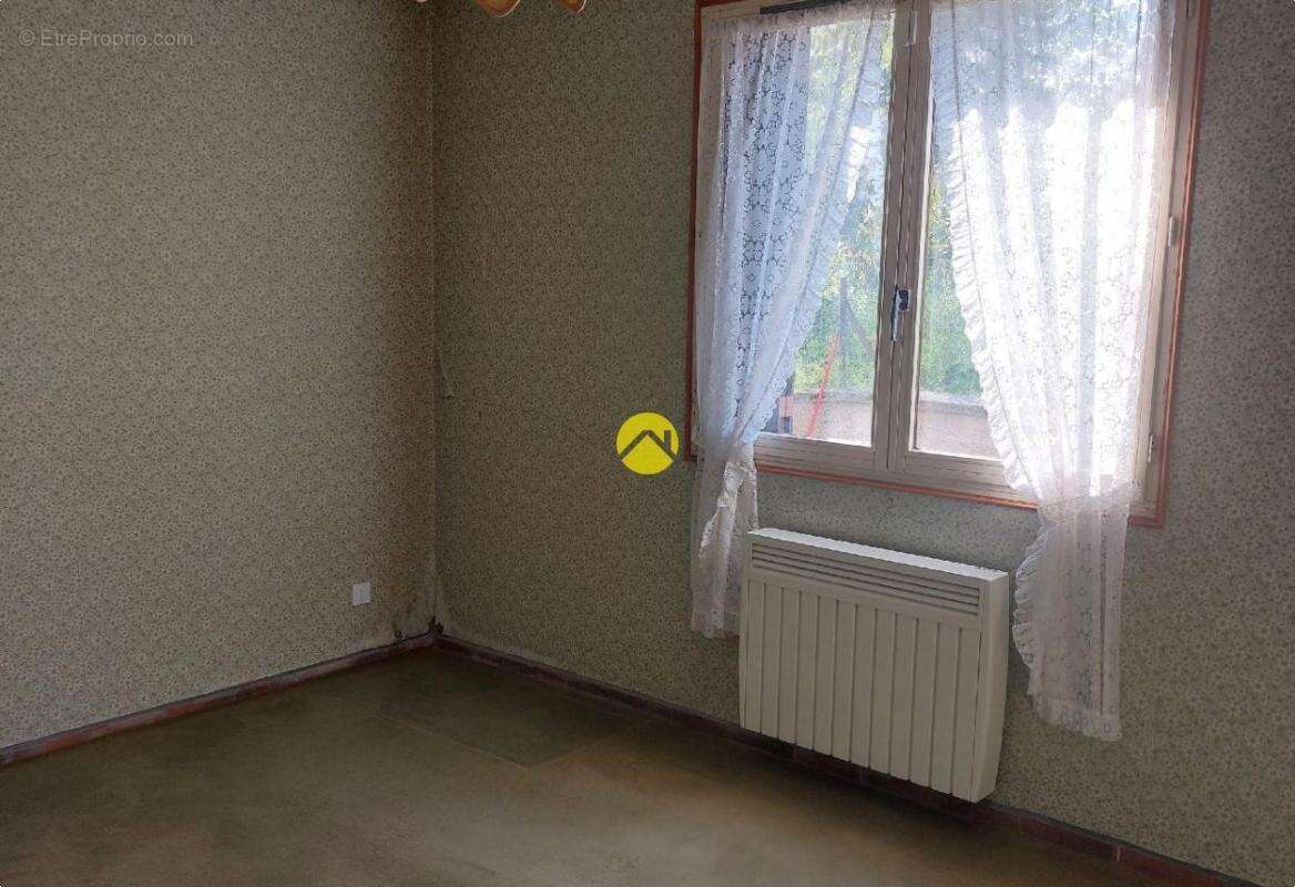 Maison à DOYET