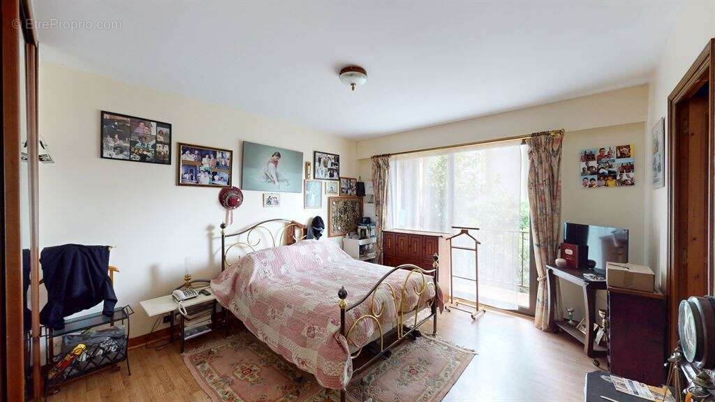 Maison 320 m² à Clamart  - photo 6