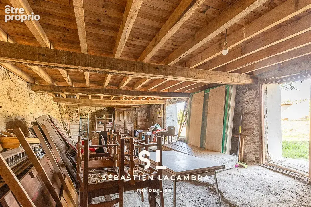 Corps de ferme du XVIIIe siècle rénové   160 m2 habitables, nombreuses dépendances et remarquable potentiel - photo 22