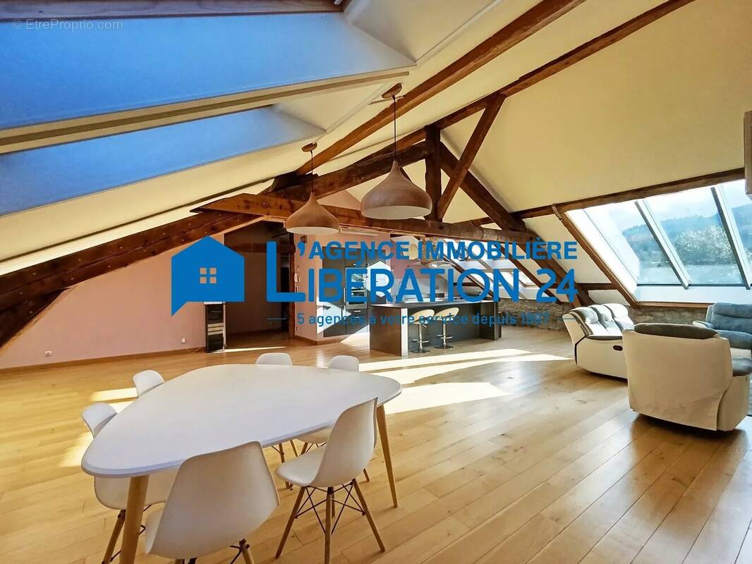 Appartement à SAINT-ETIENNE