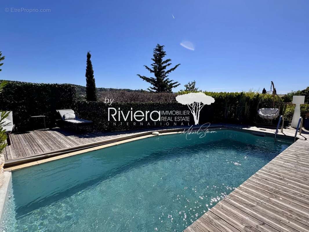 CAVALAIRE - Superbe villa contemporaine  - 5 chambres - bell - photo 6